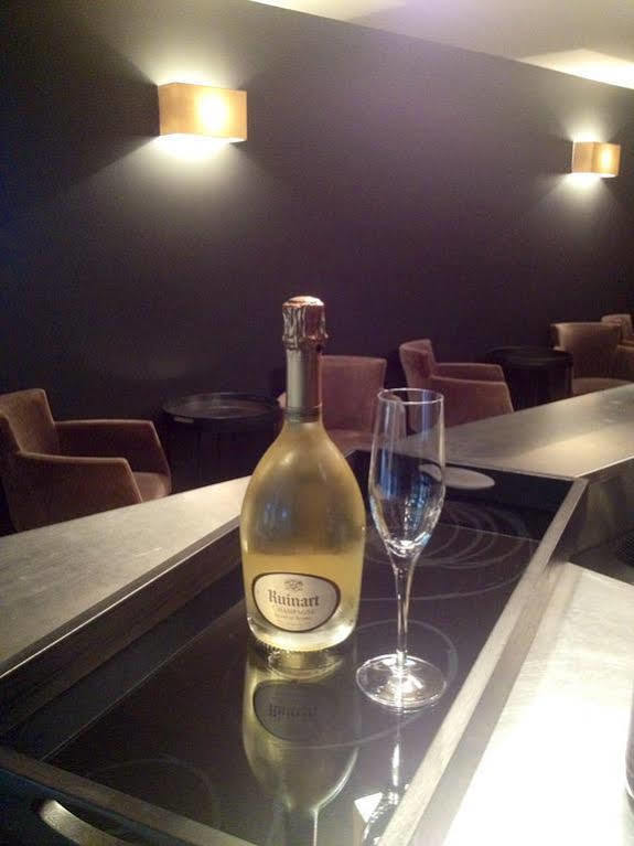 Hotel Victor Cabriès Екстериор снимка