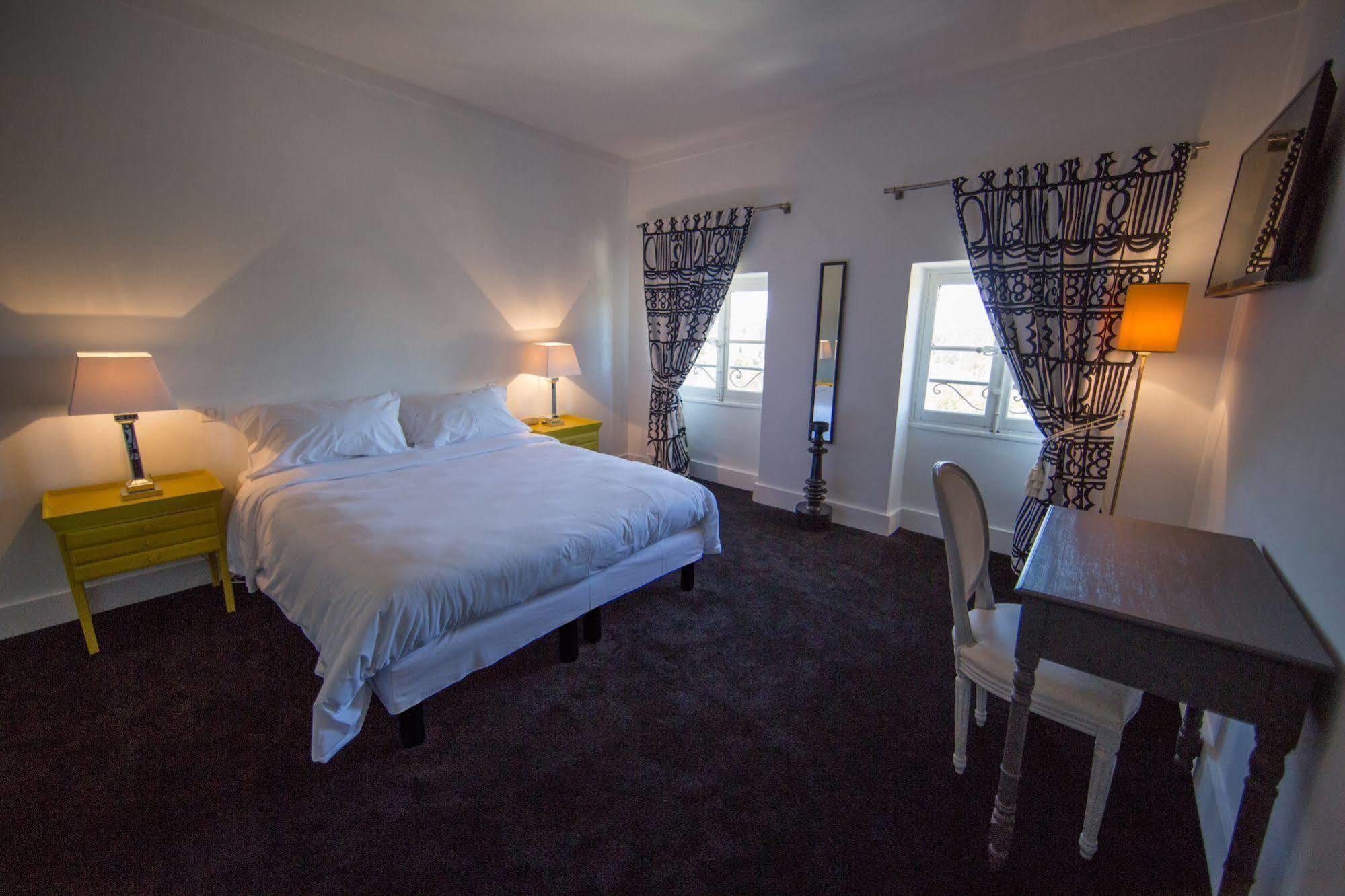 Hotel Victor Cabriès Екстериор снимка