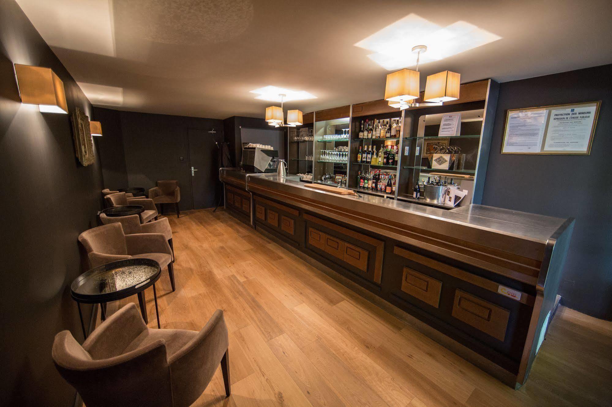 Hotel Victor Cabriès Екстериор снимка